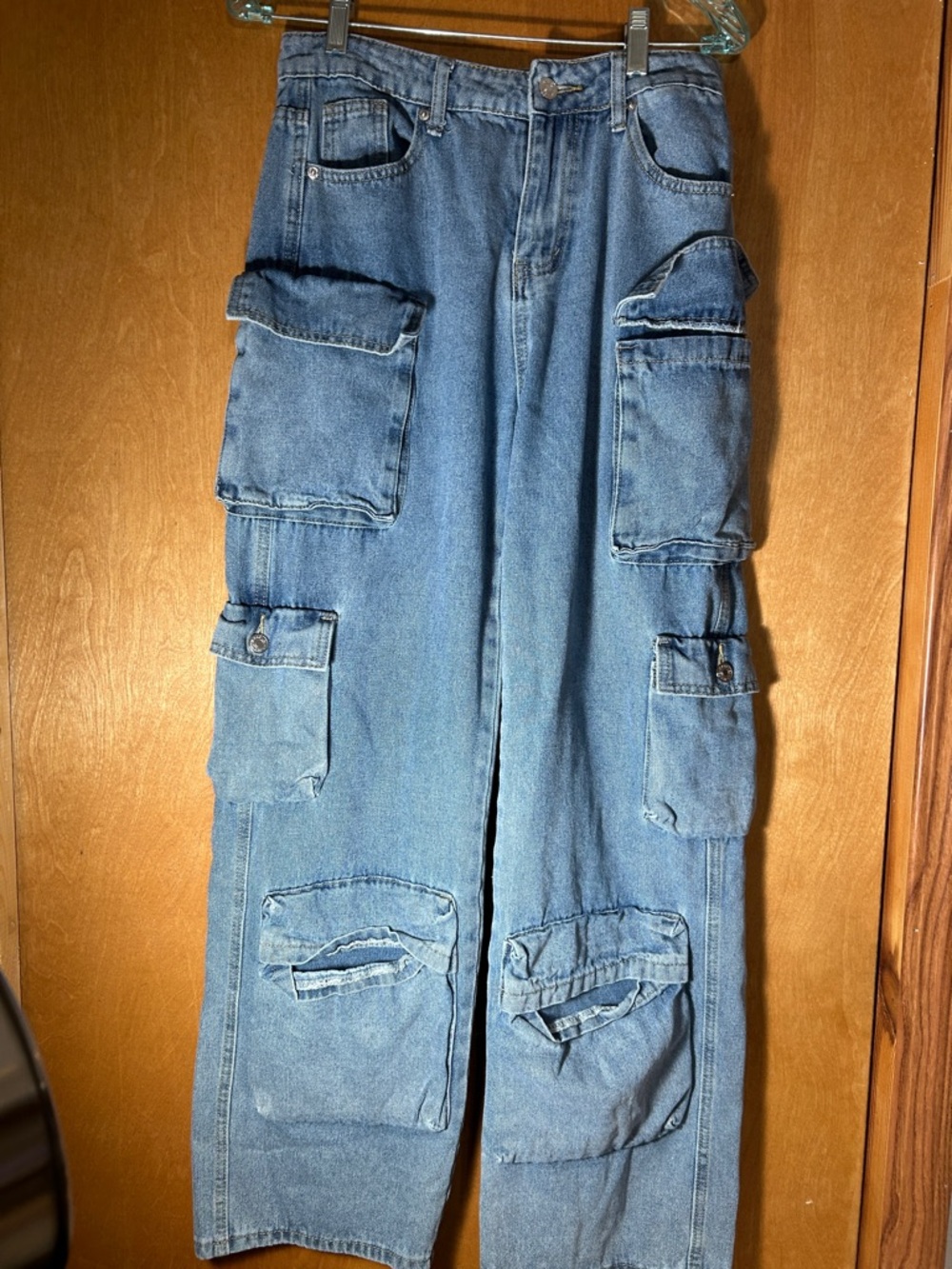 SHEIN Light Blue Wide-Leg Cargo Jeans